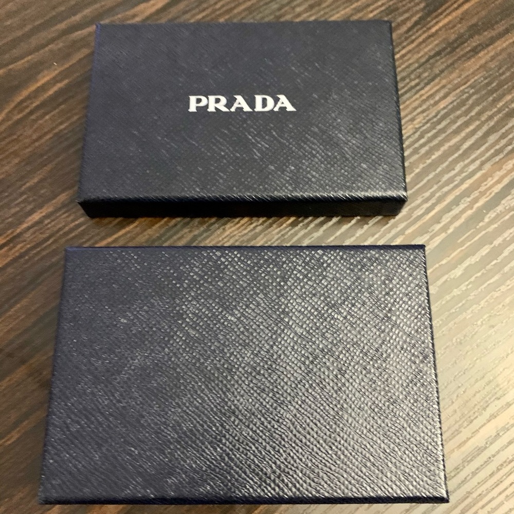 Authentic PRADA box - Picture 4 of 6